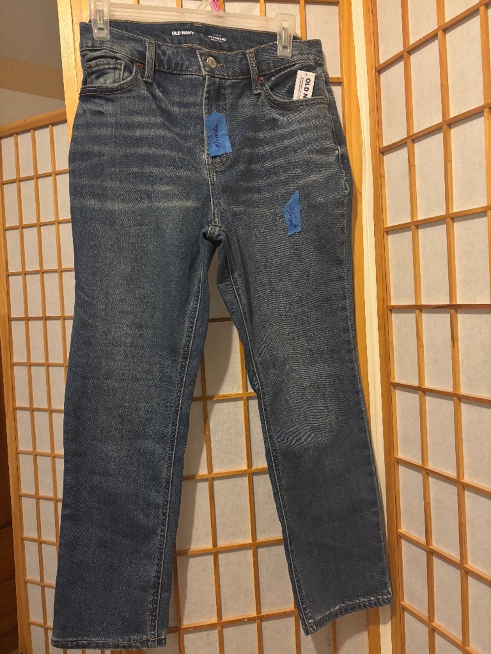 Old Navy Boyfriend Jeans with tag size 6